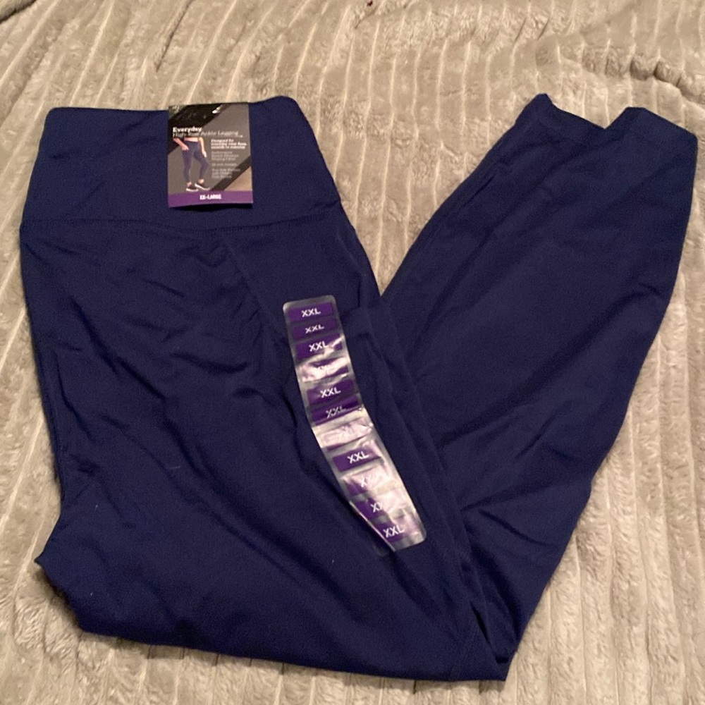 NWT Everyday high-rise ankle leggings